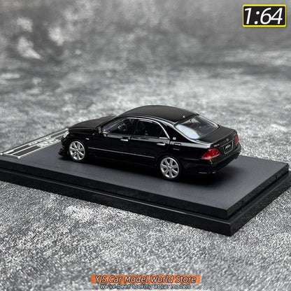 1:64 Toyota Crown 12th generation