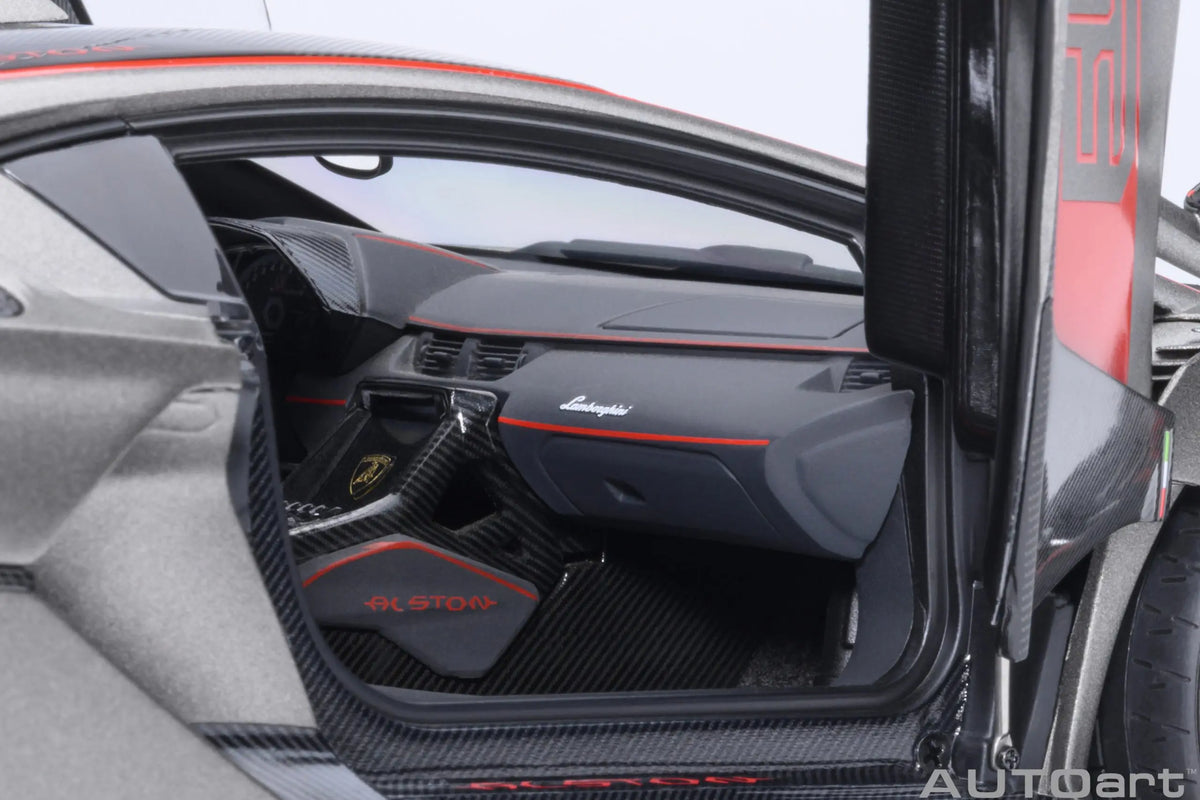 1:18 Lamborghini SC18 Alston