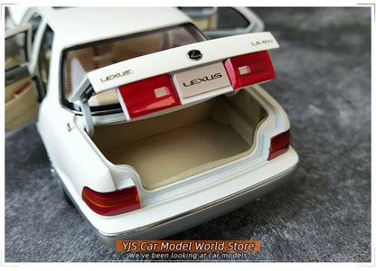 1:18 Lexus LS400
