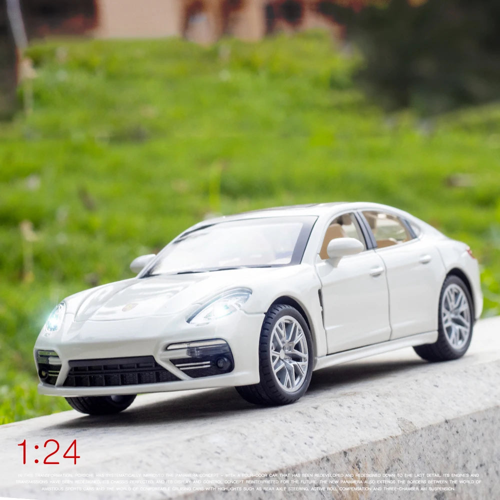 1:24 Posche Panamera