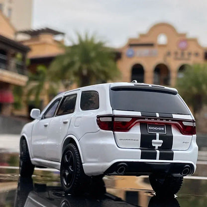 1:32 Dodge Durango