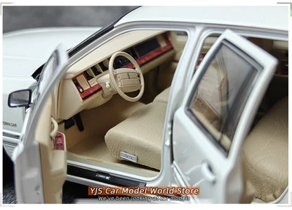 1:18 Lincoln TOWNCAR