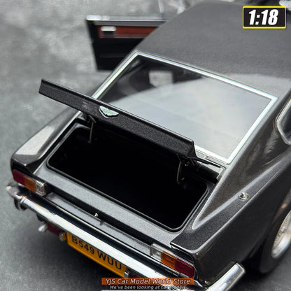 1:18 Aston Martin V8