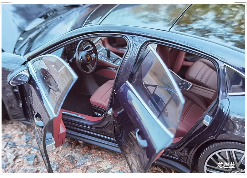 1:18 Porsche Panamera