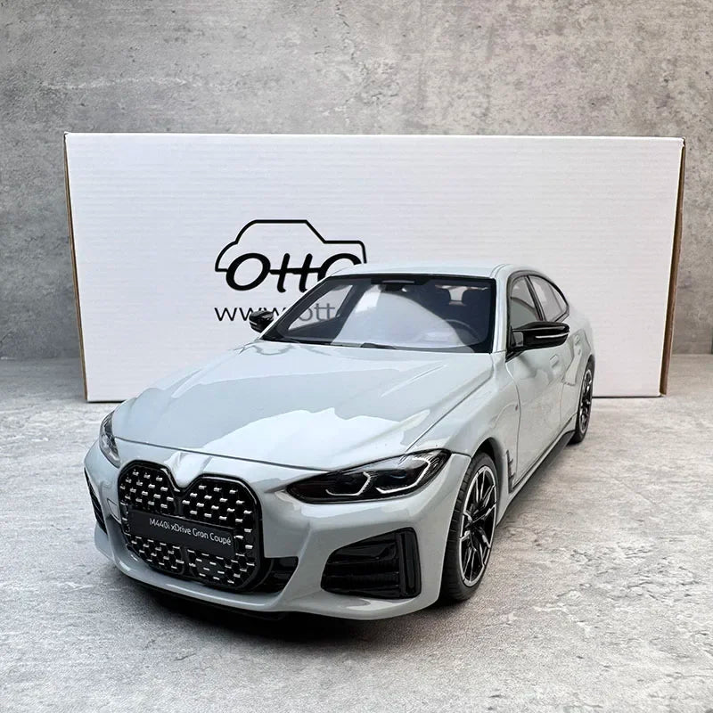 1:18 BMW M440i X DRIVE C4P 2021 OT454
