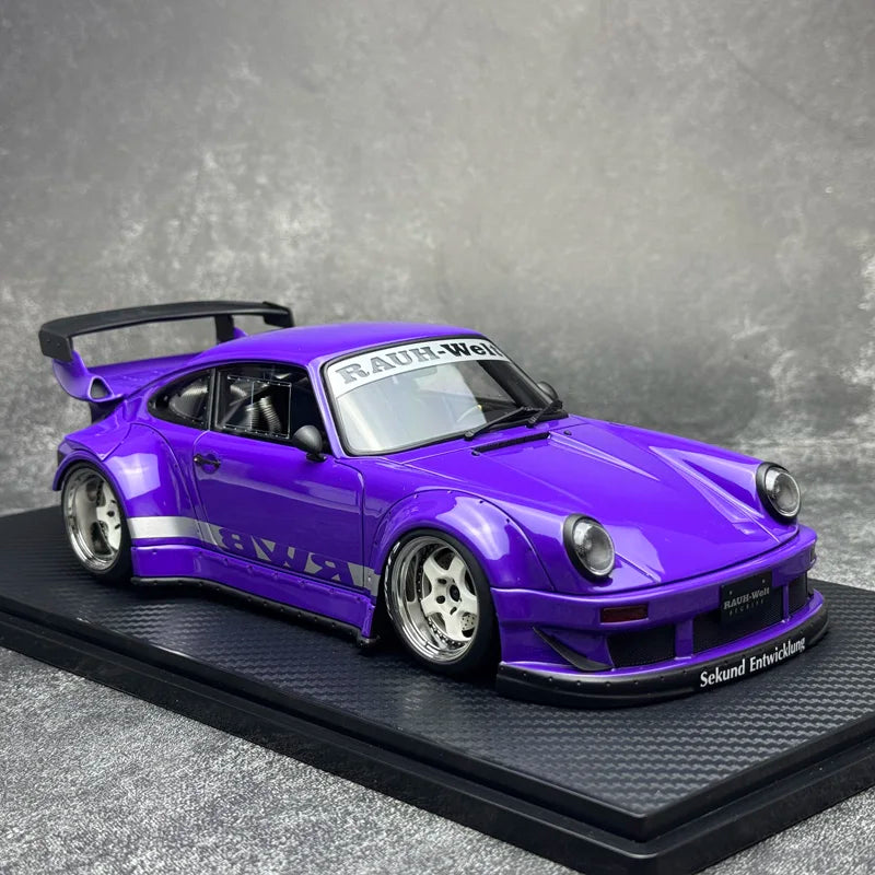 1:18 Porsche RWB 930
