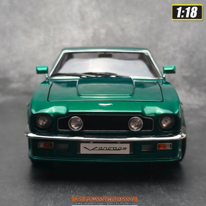 1:18 Aston Martin V8