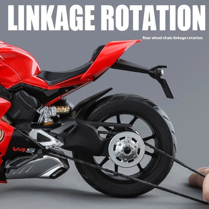 1:9 Ducati V4S
