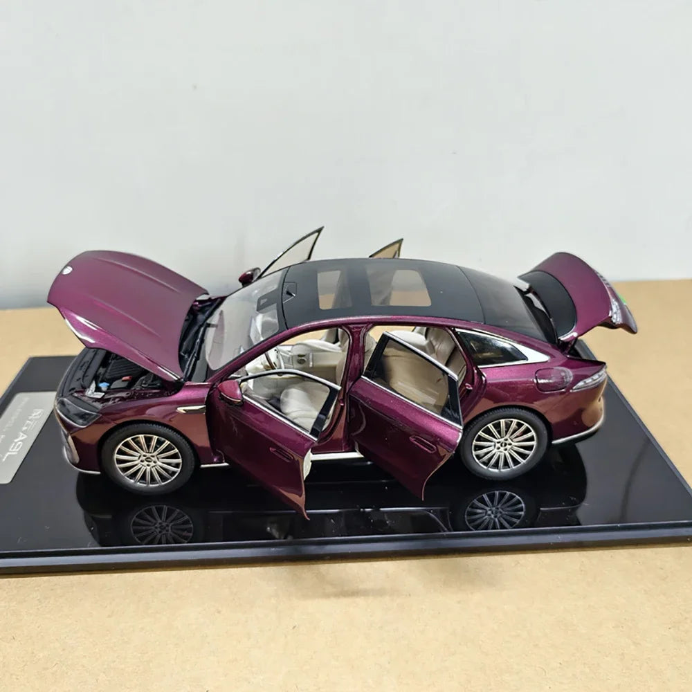 1:18 Chery Fengyun A9