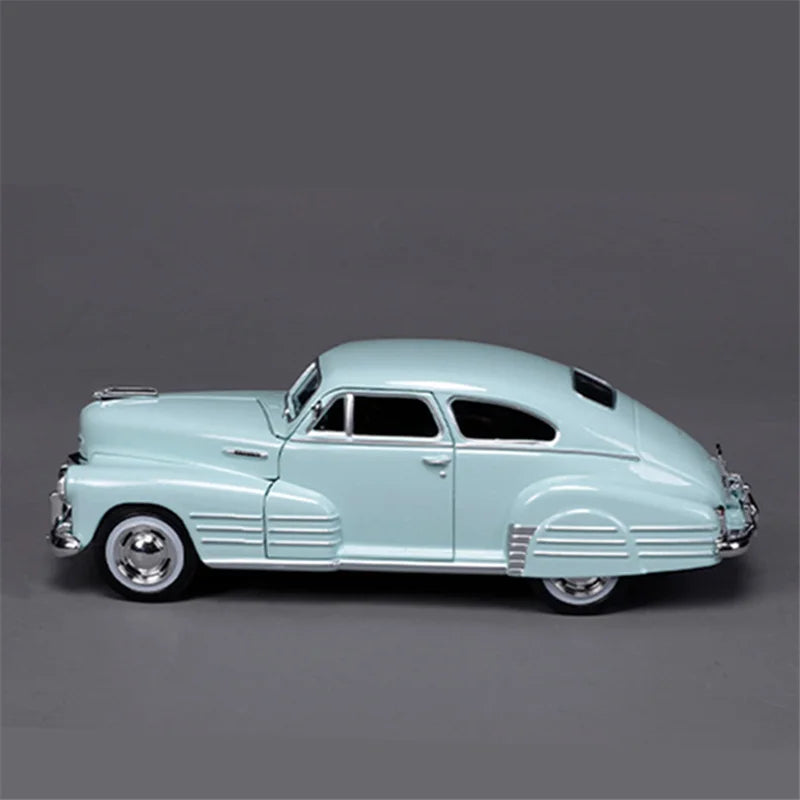 1:24 1948 Chevrolet Fleetline Aerosedan