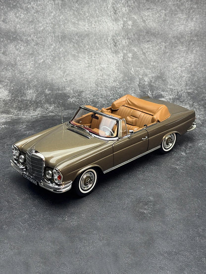 1:18 Mercedes-Benz 280SE Cabriolet Type W111  1969