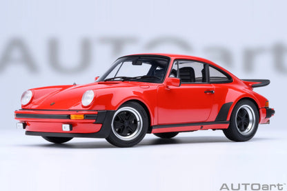 1:18 Porsche 911 Turbo 3.0 (930)