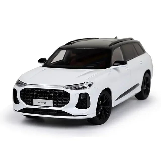 1: 18 Audi Q6 2022 Light Edition