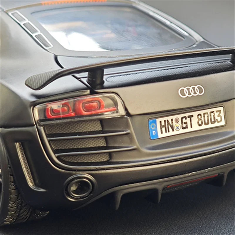 1:18 Audi R8 GT