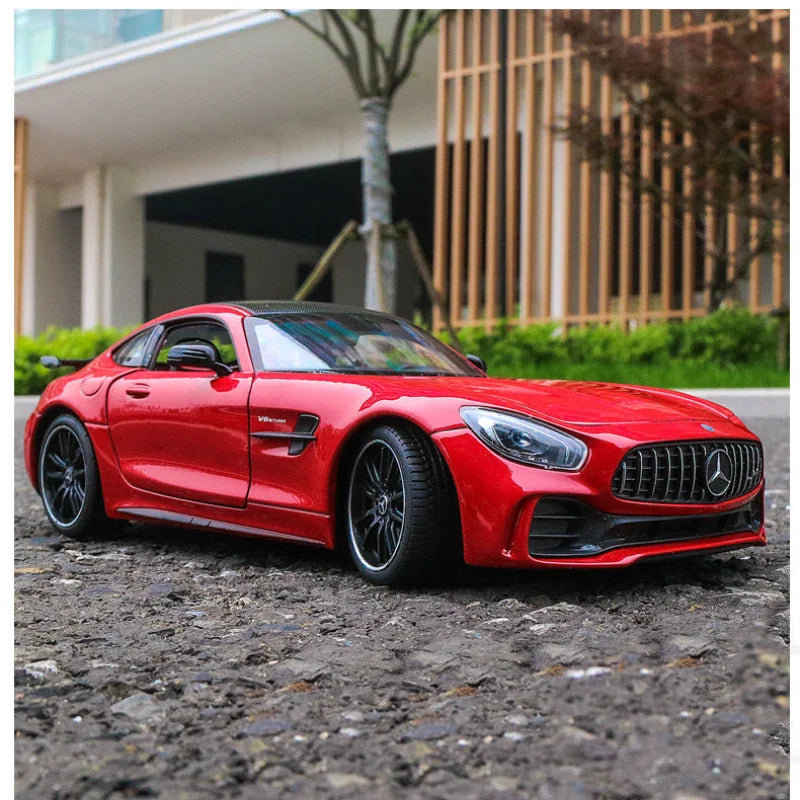 1:24 Mercedes Benz AMG GT R