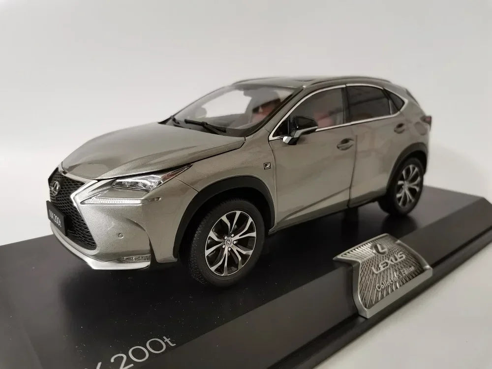 1:18 Lexus NX200t