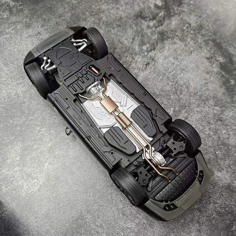 1:18 Range Rover LWB - Premium Die-cast SUV 2022