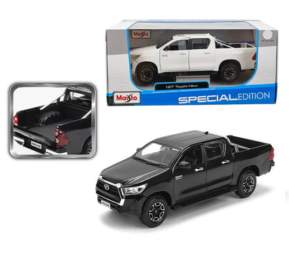 1:27 Toyota Hilux