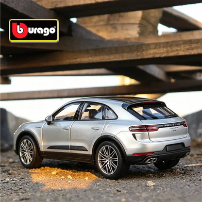 1:24 Porsche Macan EV