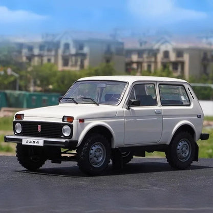 1:18 LADA NAVI 1600