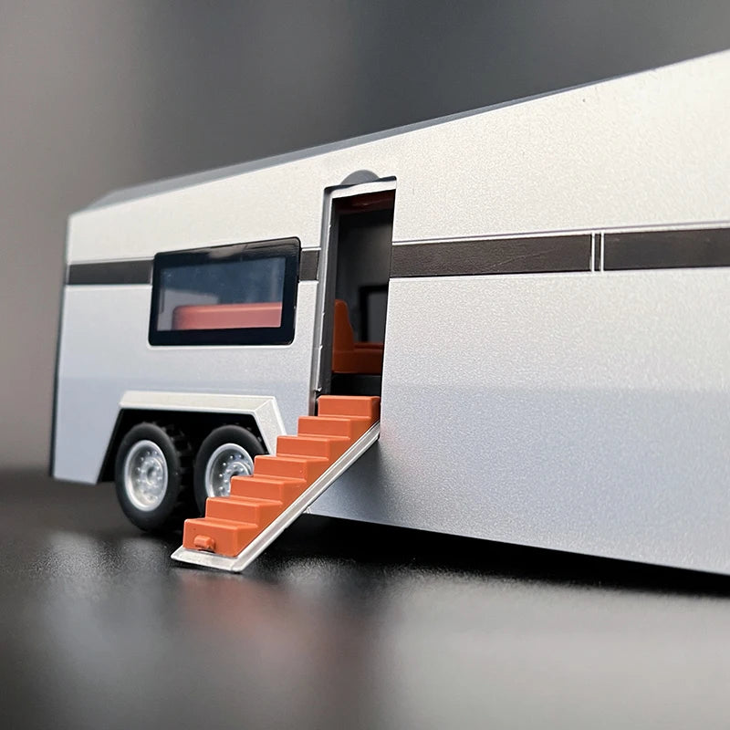 1:32 Tesla Cybertruck