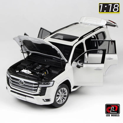 1:18 Toyota Land Cruiser LC300 ZX