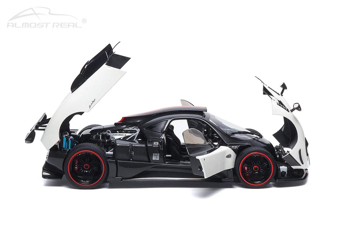 1:18  Pagani Zonda Cinque Coupe  2009