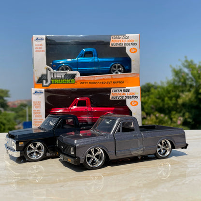 1:32 Chevrolet Pickup Truck