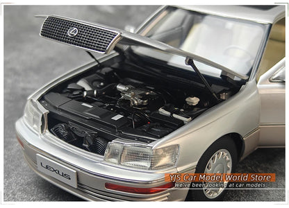 1:18 Lexus LS400