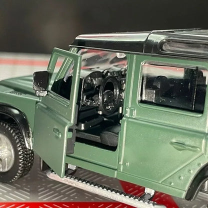 1:36 Land Rover Defender