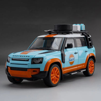 1:18 Land Rover Defender 110 Camel Cup Bay Edition