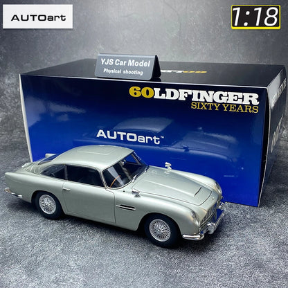 1:18 Aston Martin DB5 “Goldfinger” (Silver)