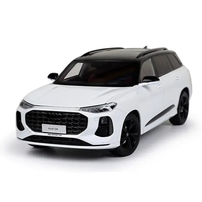 1: 18 Audi Q6 2022 Light Edition