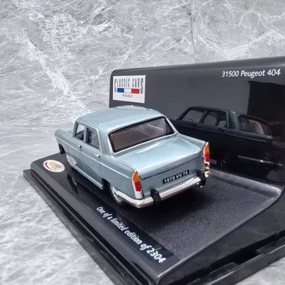 1:43 Peugeot 404 1970 Classic Car Model