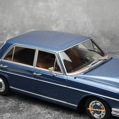 1:18 Mercedes-Benz 300 SEL