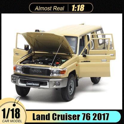 1:18 Land Cruiser 76 2017