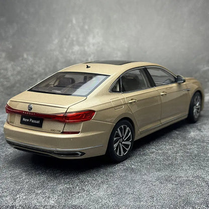 OEM diecast model 1:18 scale VW NEW PASSAT 2022 metal car model static display holiday gift