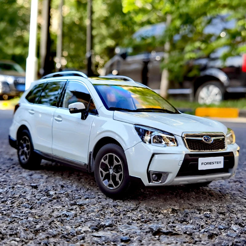 1:18 2015 Subaru Forester
