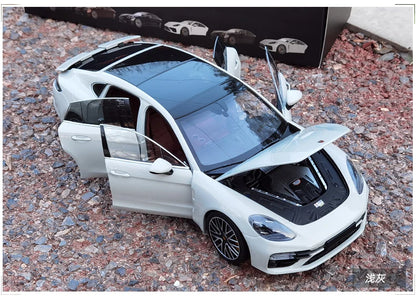 1:18 Porsche Panamera