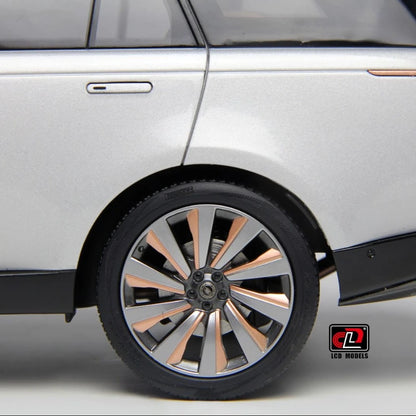 1:18 Range Rover LWB - Premium Die-cast SUV 2022