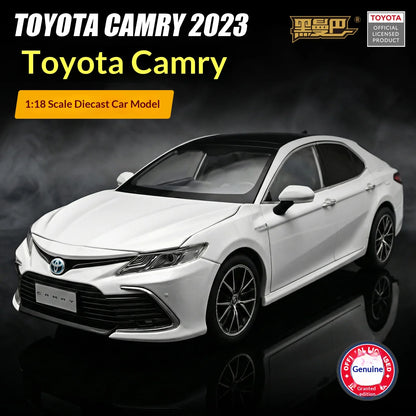 1:18 Toyota Camry