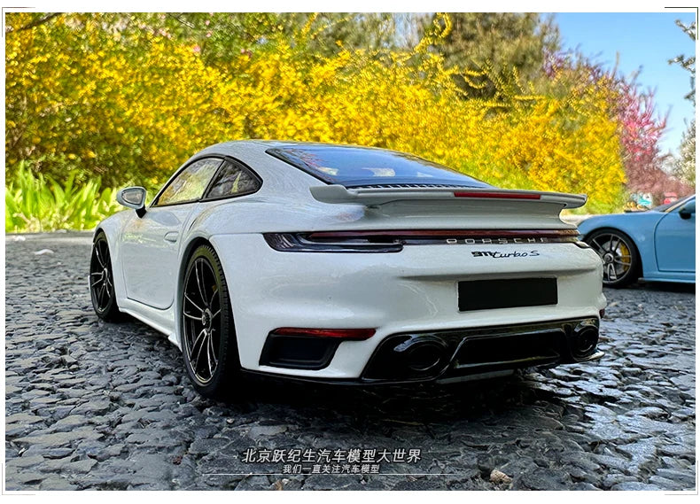 1:18 Porsche 911 992 turbo S 2021