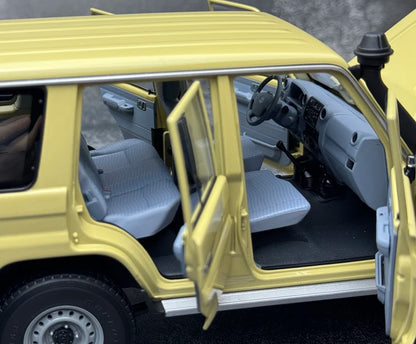 1:18 Land Cruiser 76 2017