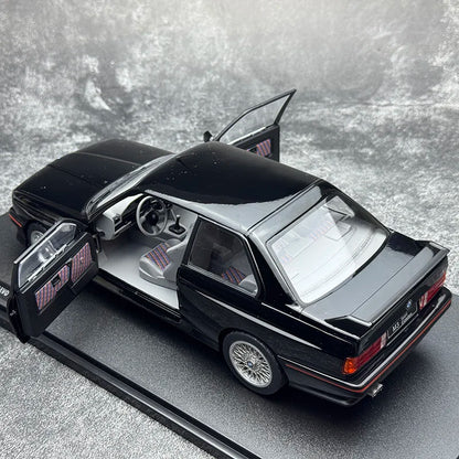 1:18 BMW M3 E30 EVO