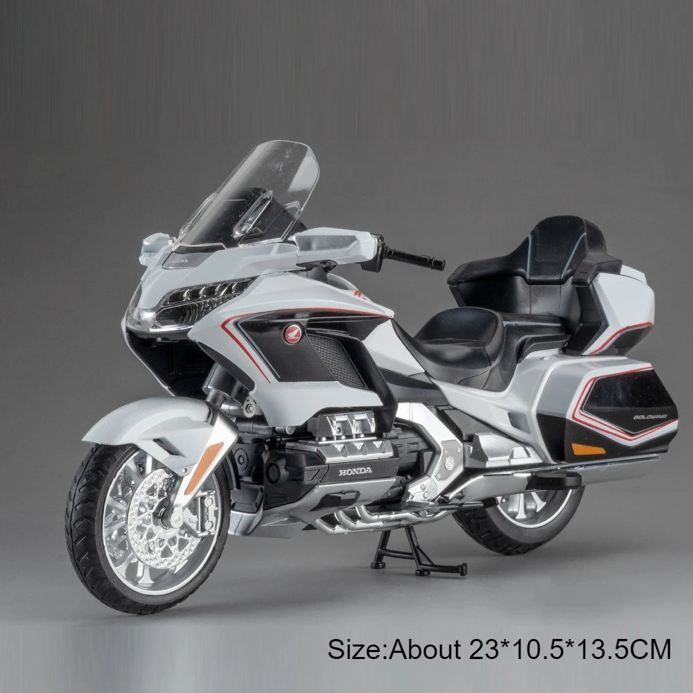 1:11 Honda Gold Wing GL800 2021