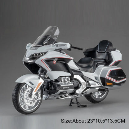 1:11 Honda Gold Wing GL800 2021