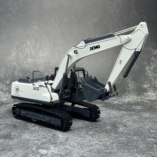 1:35 XUGong XE215DA excavator UBG/E2-215