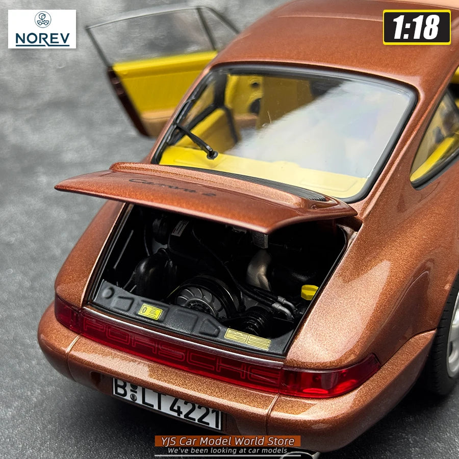 1:18 Porsche 911 Carrera 2 1992