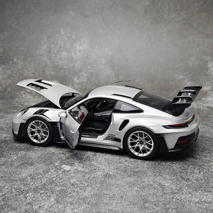 1:18 Porsche 911 992 GT3 RS 2022