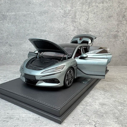 1:18 BYD Denza Z9GT